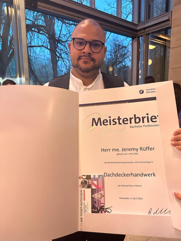 Jeremy Rüffel - Dachdecker Meister